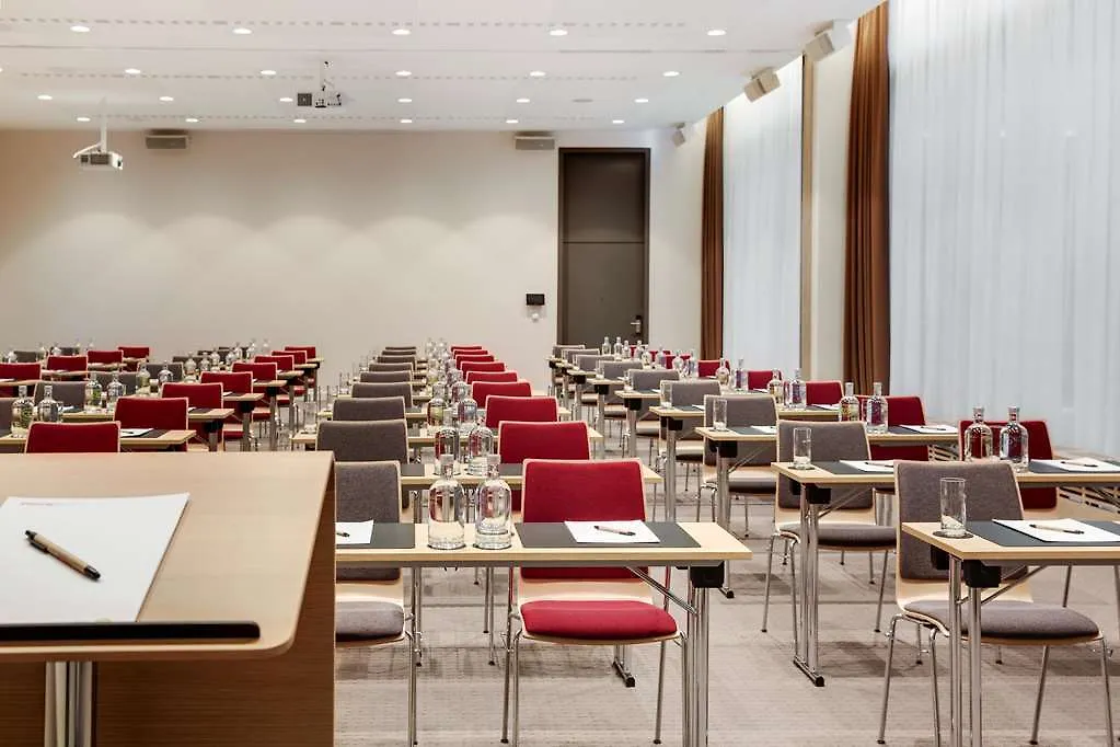 Intercityhotel Frankfurt Hbf Frankfurt am Main 4*,